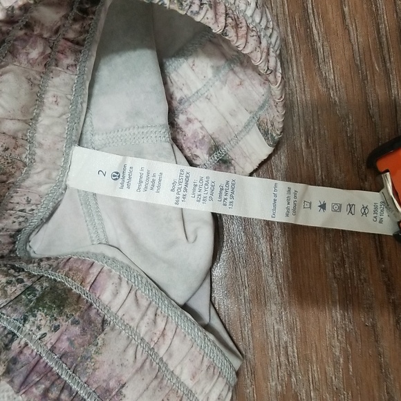 (2) lululemon athletica Namaskar Pant II Sugar Crush Multi Athleisure Athletic - Picture 3 of 13
